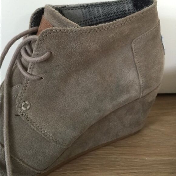 TOMS Suede Women's Desert Wedges - Picture 4 of 4